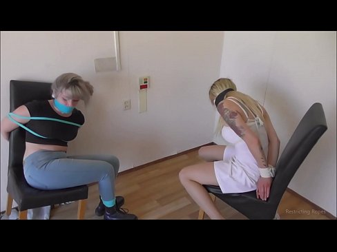 ❤️ Fíkill / bundin og kæfð / stúlka í neyð ❤ Kynlíf á klám is.verhentai.ru ☑